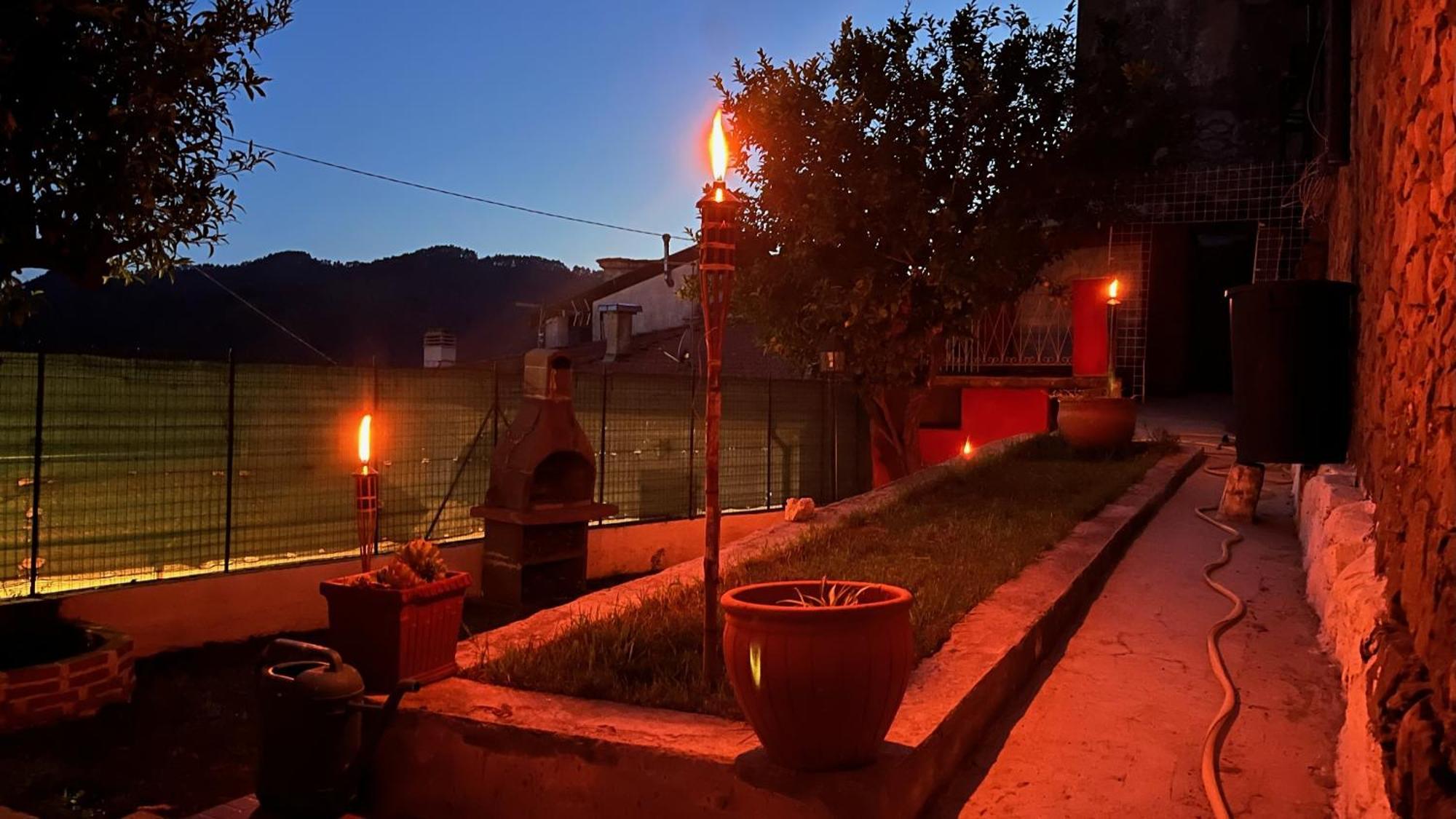 Red House Villa Tivegna Exterior photo